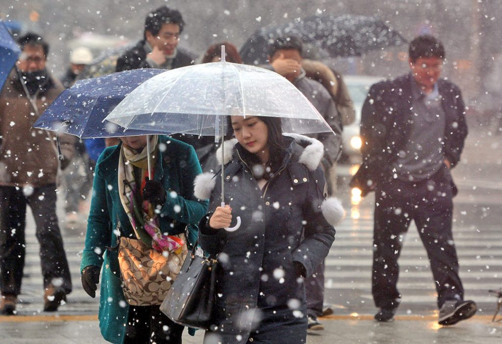 Seoul, first Snowfall accumulated this winter