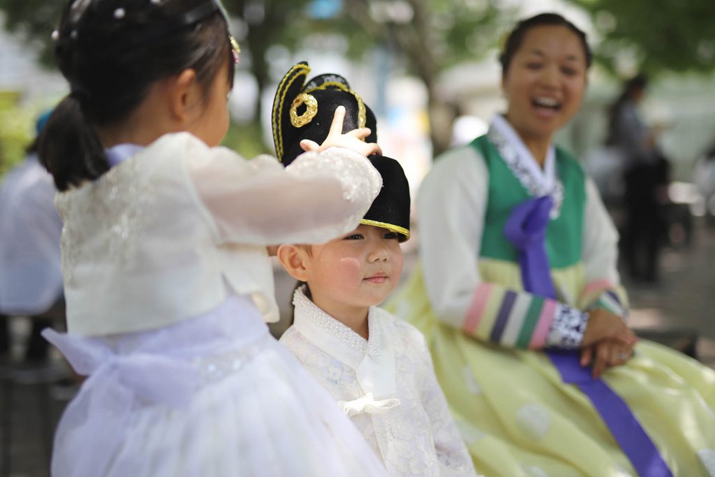 Korean-American-family-Hanbok-Photoshoot