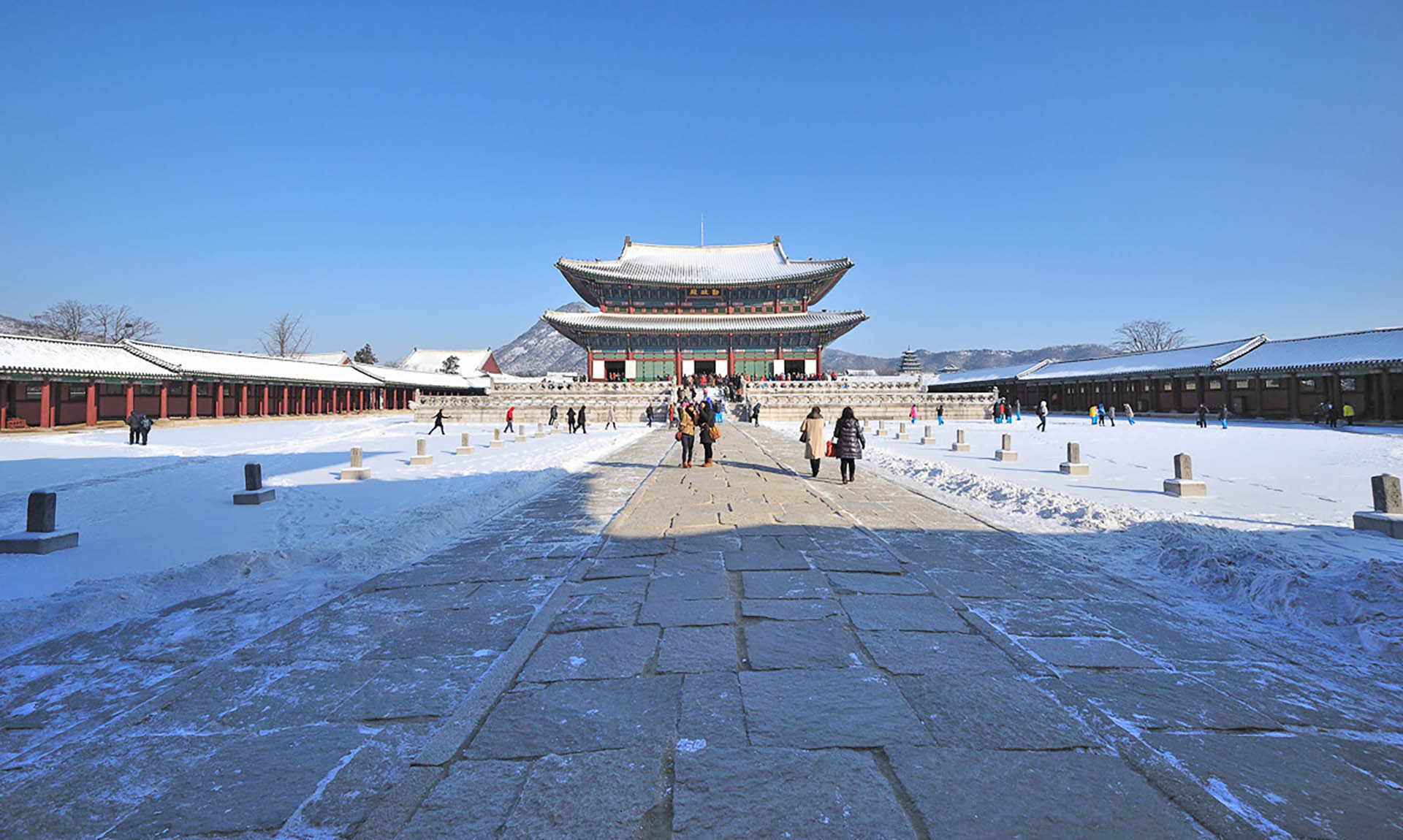 Free admission of the four Korean national palaces