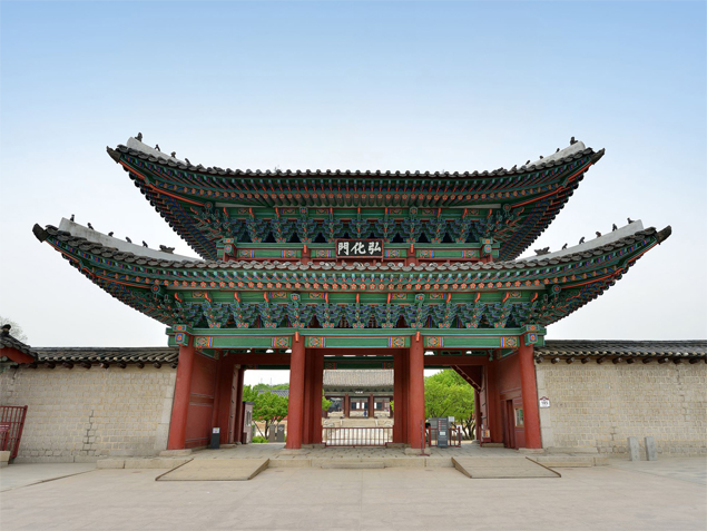 Things to do in Seoul - Royal Palace with beautiful night view, Changgyeonggung Palace