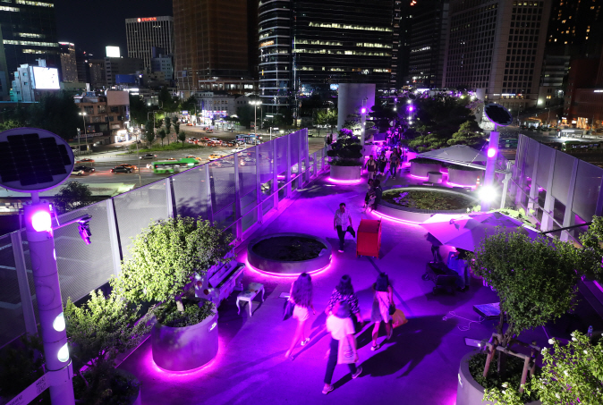 Seoul Landmarks turn purple to Celebrate BTS’ Fan Meeting