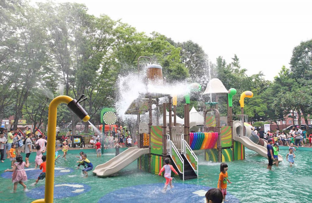 Seoul City Operates Waterparks and Summer Programs Free of Charge