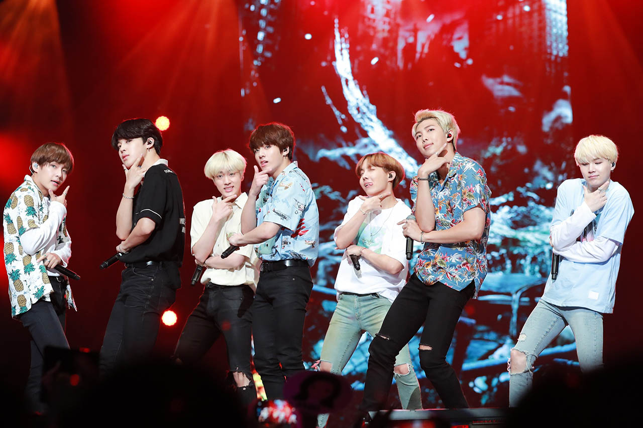 Global K-pop fest KCON to again open online next month amid pandemic