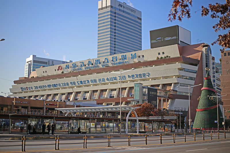 Best Place For Shopping In Seoul! #GoToMall #Express Bus Terminal Underground Shopping Mall