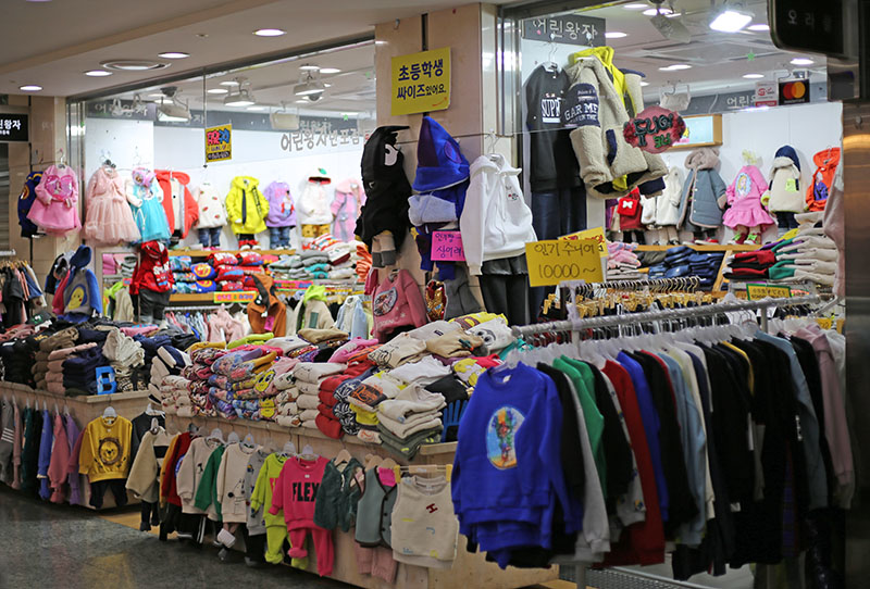 Best Place For Shopping In Seoul! #GoToMall #Express Bus Terminal Underground Shopping Mall